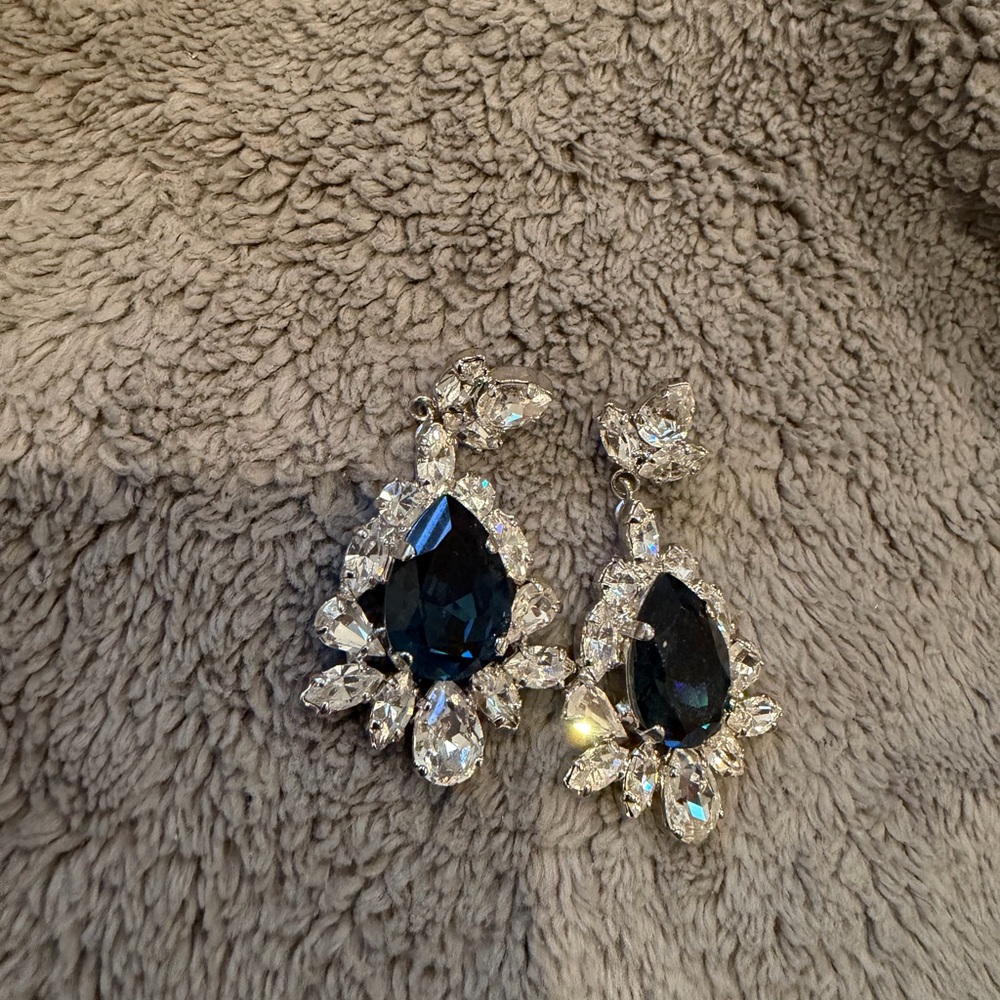 Elegant Blue and Silver Teardrop Earrings